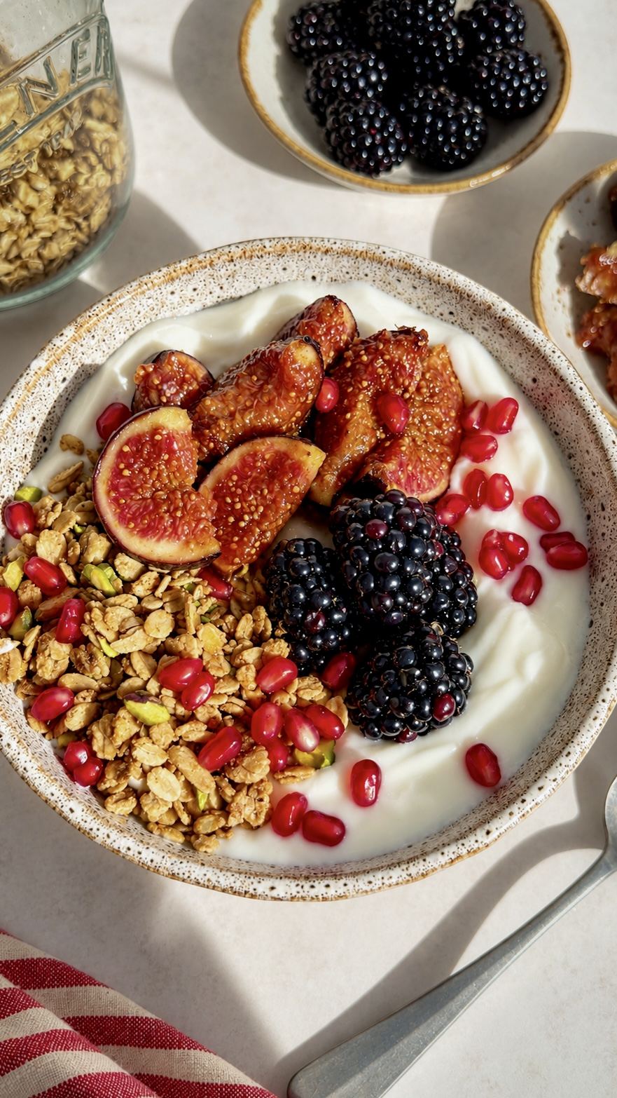 Sticky Cinnamon Fig Yoghurt Bowls